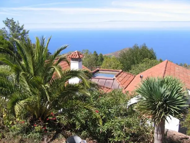 Jardin y Casa La Verada