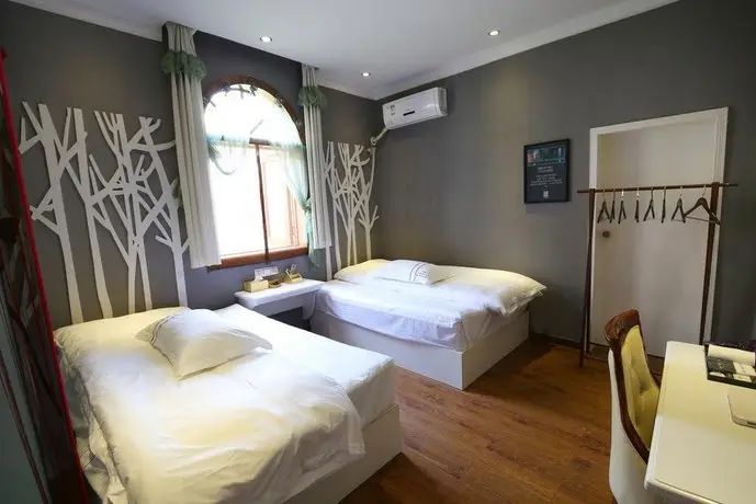 Fenghuang YiXuan Boutique Inn