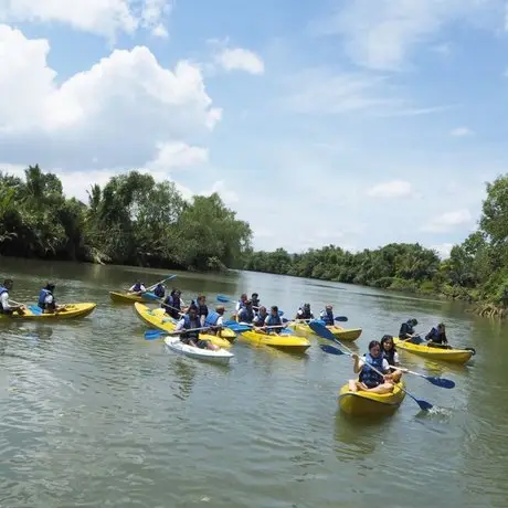 River Nature Hotel 