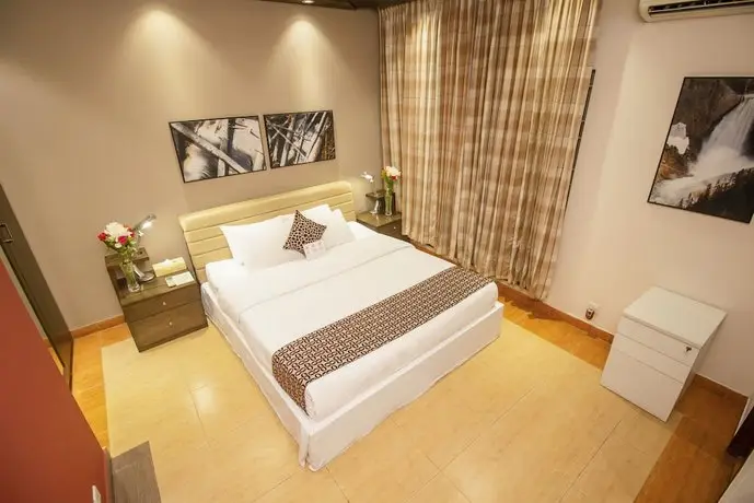 Rafflesia Serviced Apartments 