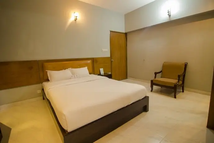 Rafflesia Serviced Apartments 