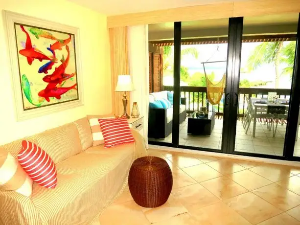 Luxury Beachfront Duplex Villa on Sapphire Beach IV