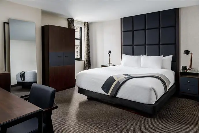 Distrikt Hotel Pittsburgh Curio Collection by Hilton 