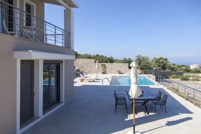 Alivia Lefkas Luxury Villas 