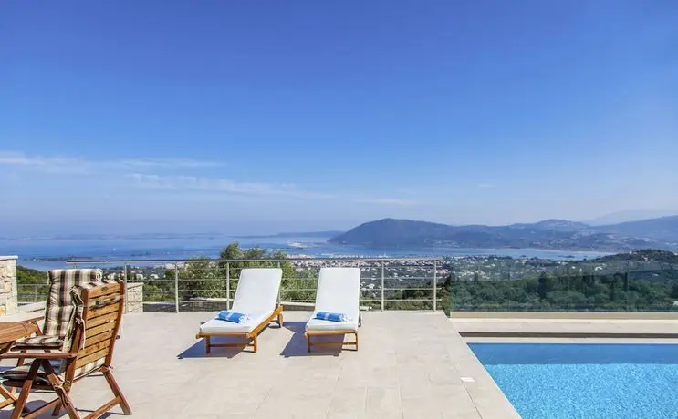 Alivia Lefkas Luxury Villas 