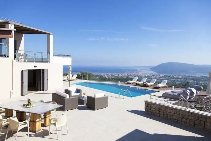 Alivia Lefkas Luxury Villas 