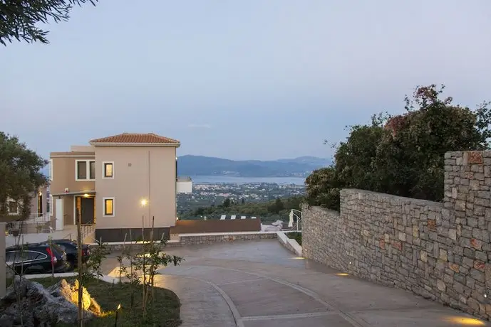 Alivia Lefkas Luxury Villas 