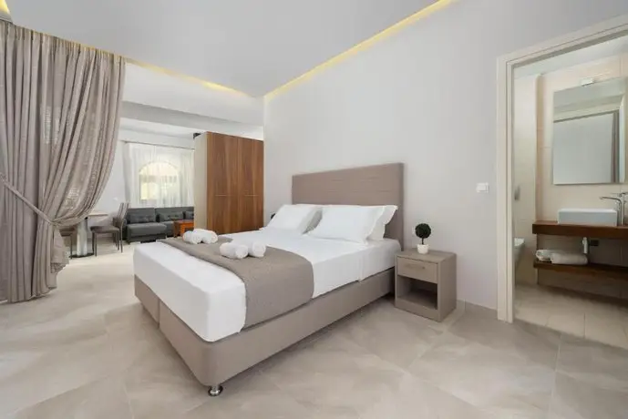 Lardos Luxury Apartments 