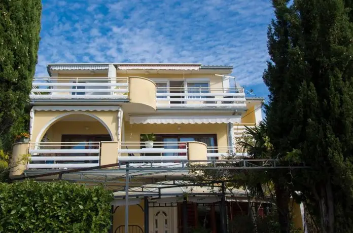 Velebit Apartments