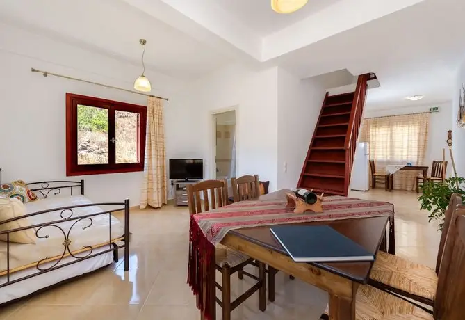 Aspalathos Suites 