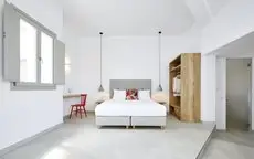 Aperanto Suites 