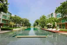 Hua Hin Luxury Beachfront Condo By Mon 