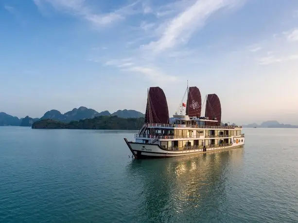 Azalea Cruise Ha Long 