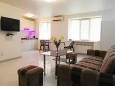 Apartment on Peremohy 121 