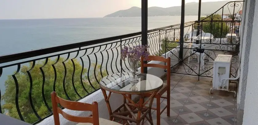 Hotel Victoria Samos