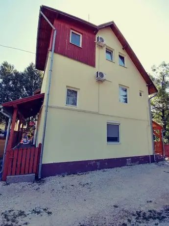 Joy Guesthouse Siofok