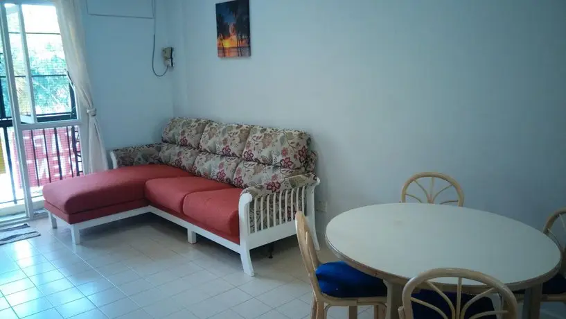 Pinang Beach Apartment @ Bayu Emas