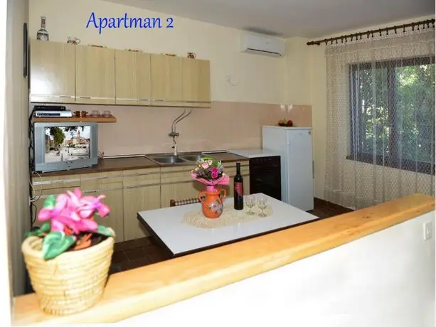 Apartmani Ivo Petrcane