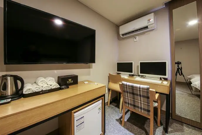 Winner Hotel Jeonju 