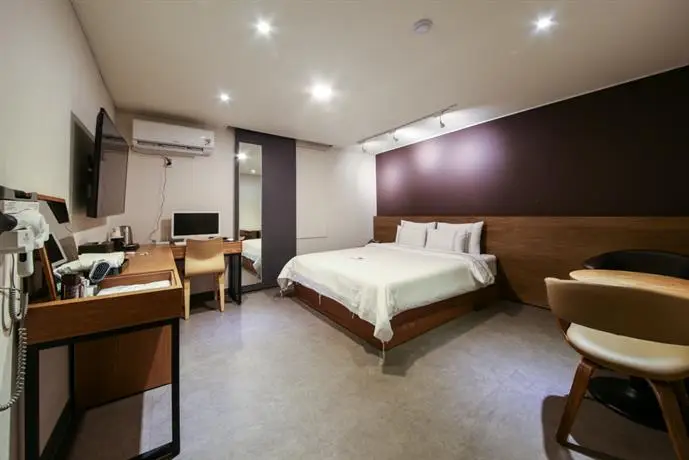 Winner Hotel Jeonju 