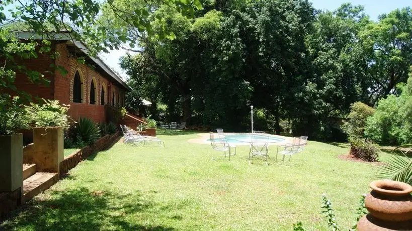 Tuskers Bed and Breakfast Victoria Falls