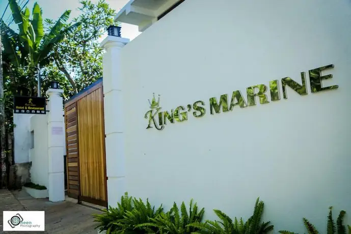 King's Marine Hotel & Restaurant 