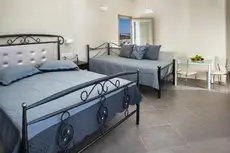 Santa Rinoula Suites 