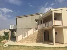 Apartmani Peko 