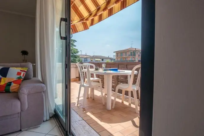 Bright Apartments Sirmione - Sorgente Pool