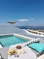 Cape9 Suites & Villas 