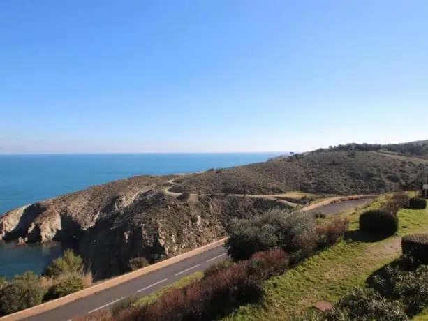 Apartment Appartement recemment renove avec vue sur la mer