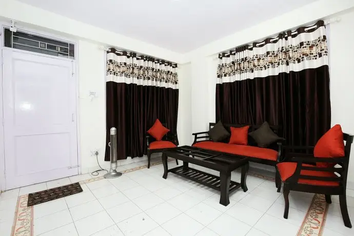 OYO 10870 Home 3BHK Near Museum Chaura Maidaan 