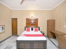 OYO 14030 Cheema Holiday Homes 