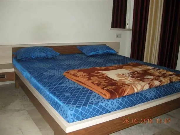 Sadhna Guest House