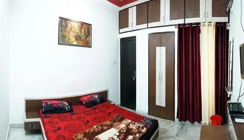 Sadhna Guest House