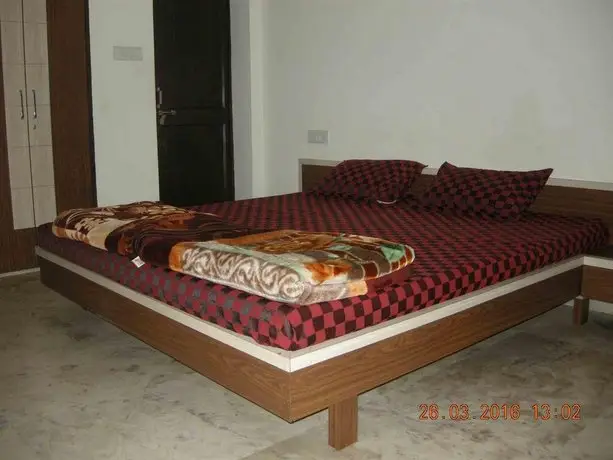 Sadhna Guest House 