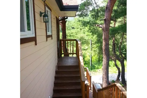 Gangneung Pine & Cinnamon Tree Pension 