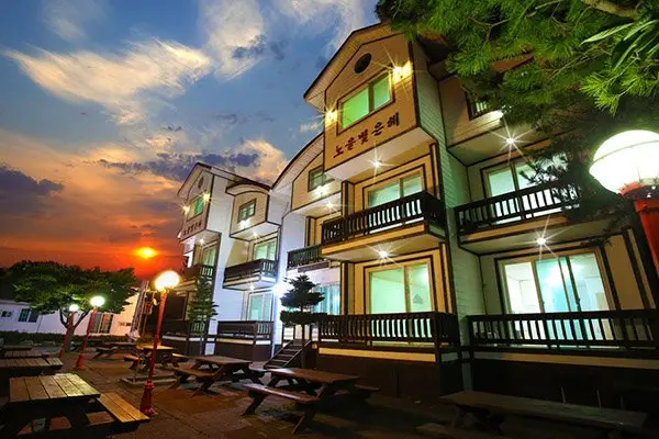 Taean Sunset Glowing Favour Pension