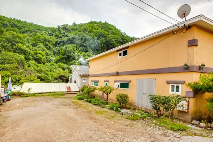 YangPyeong Flowery Cloud Pension 