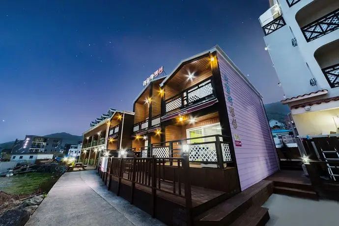 Geoje lilac Pension 