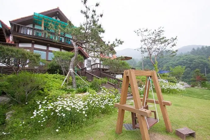 YangPyeong Jungmisan Scenery Pension 