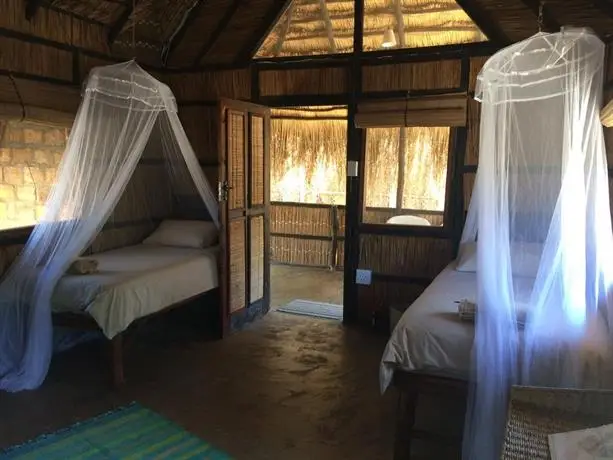 Mango Beach Lodge