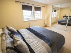 Crown Luxury Serviced Apartment 