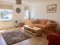 Riverside Gardens Apartment 