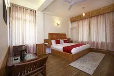 OYO 10116 Hotel Rhythm Retreat 