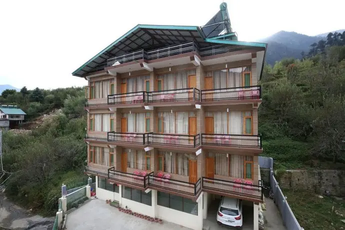 OYO 10116 Hotel Rhythm Retreat 