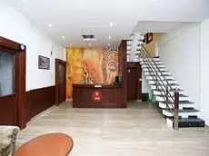 OYO 8767 Hotel Landmark 