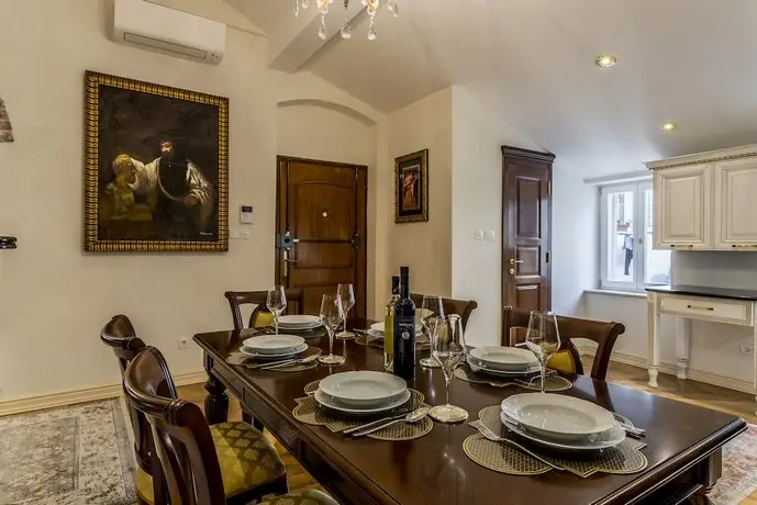 Villa Nepos