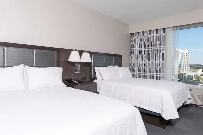 Hampton Inn & Suites Indianapolis-Keystone IN 