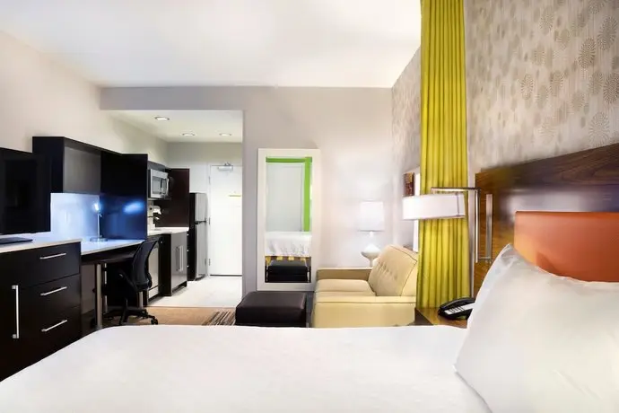 Home2 Suites By Hilton Indianapolis Greenwood værelse